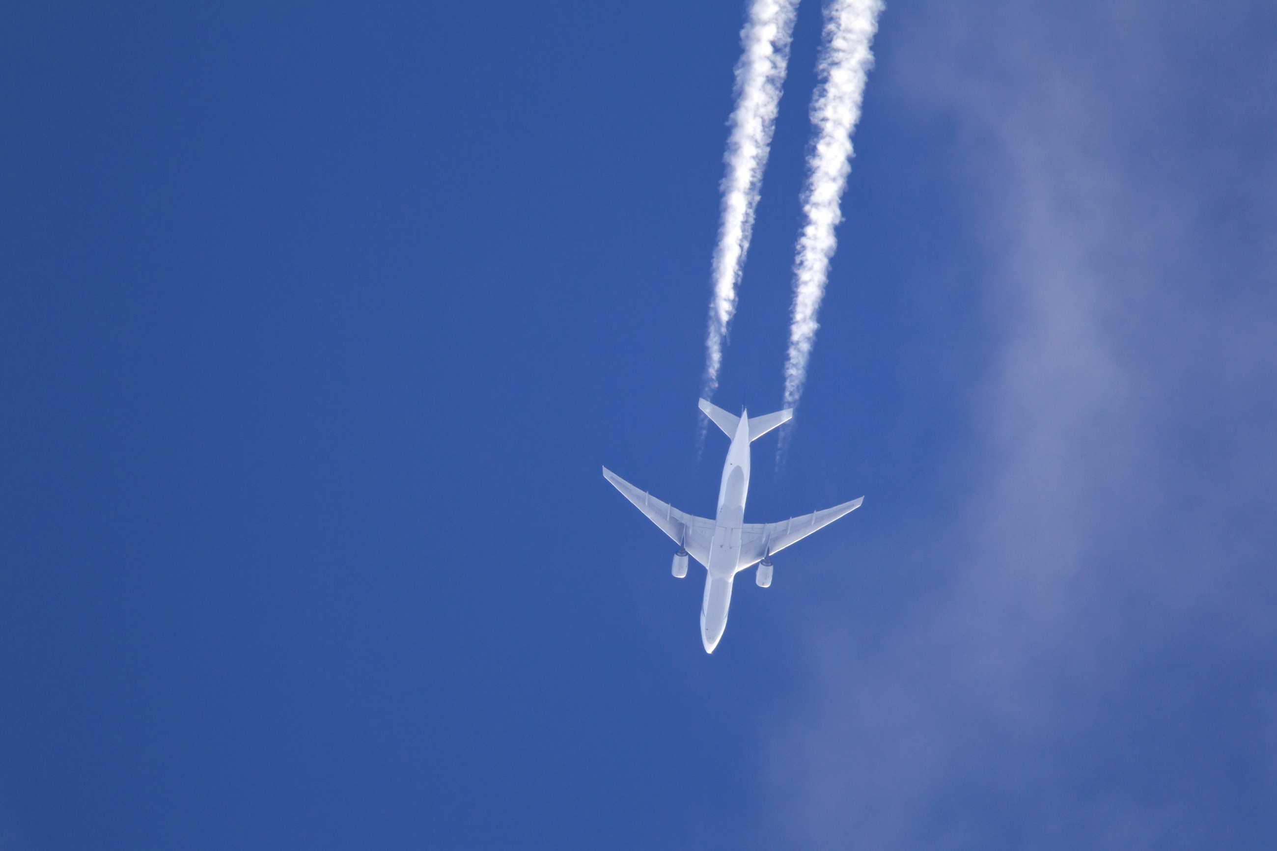 Commercial Airplane Air Sky